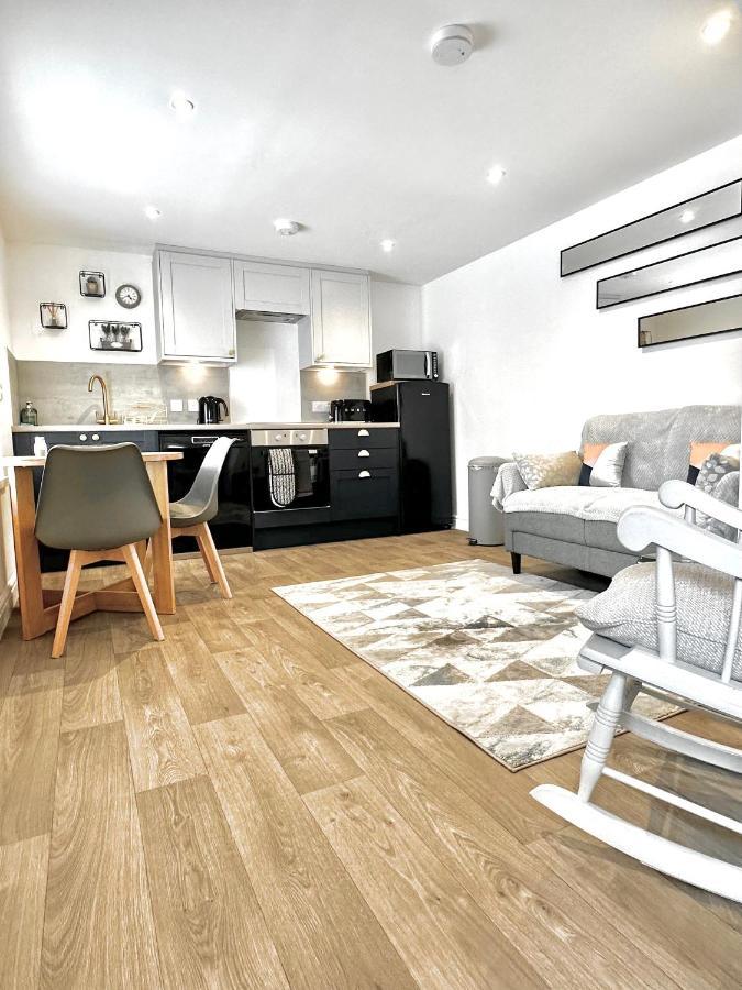 Central, Stylish - 2 Bed Property, The Stable @ Warrenfield, Free Wifi & Parking Orkady Zewnętrze zdjęcie